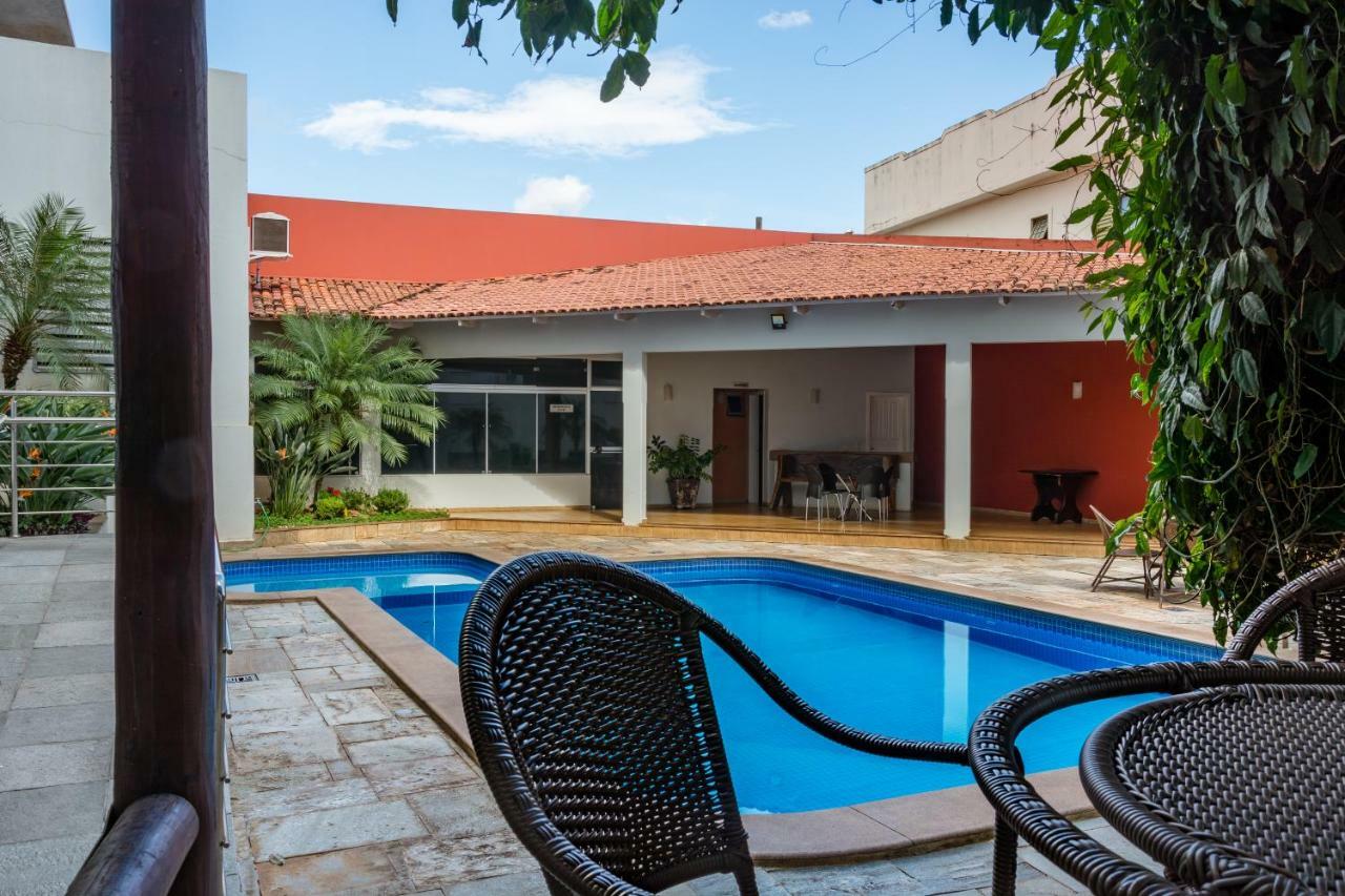 Lindoya Hotel Catalao Ngoại thất bức ảnh